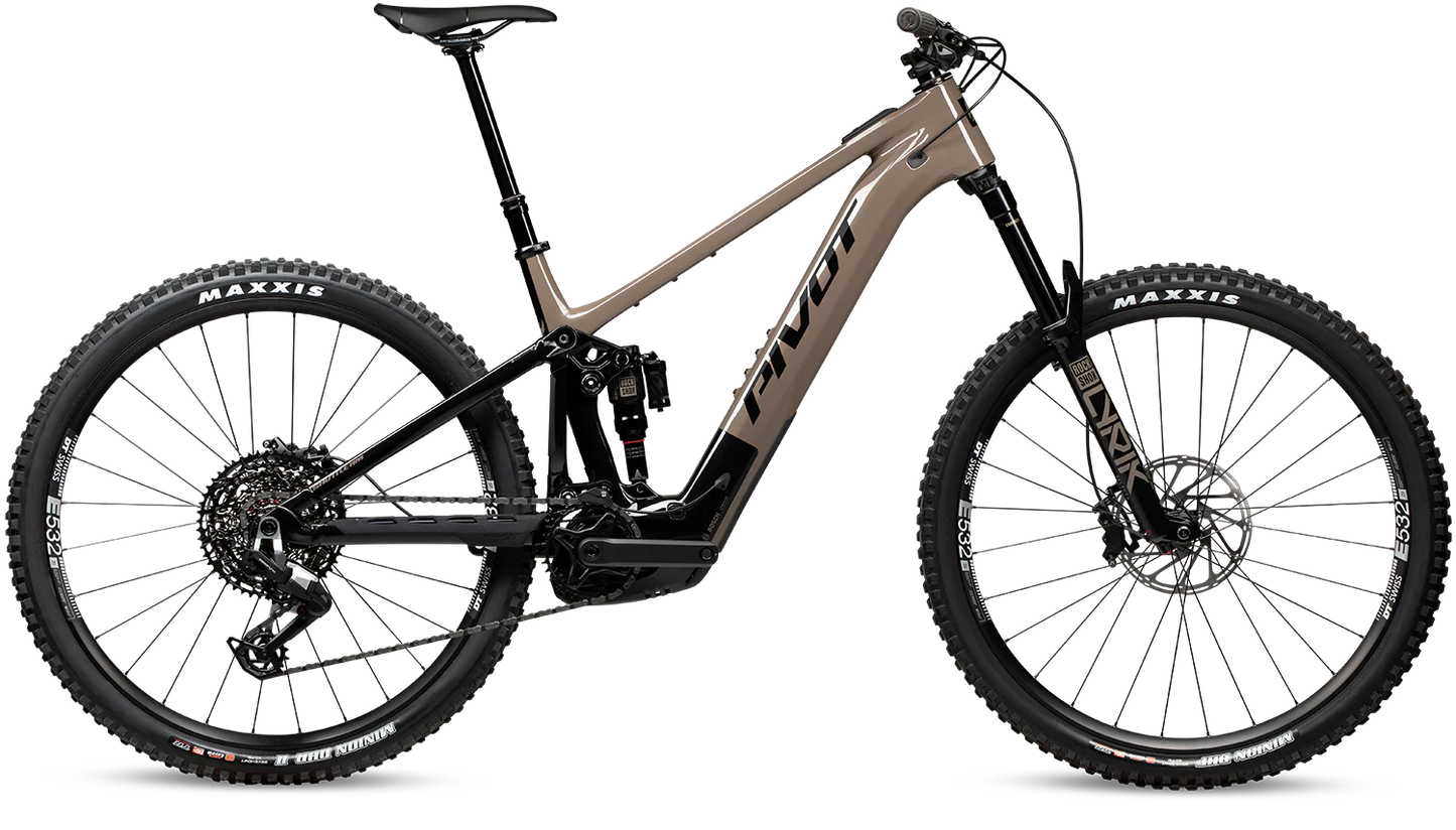 Shuttle AM Gen 5 Ride Eagle with 29" Alloy Wheels