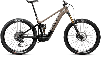 Shuttle AM Gen 5 Team XX with 29" Carbon Wheels